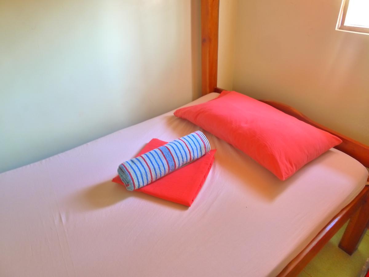 Treffpunkt 5300 Hostel Puerto Princesa Zewnętrze zdjęcie